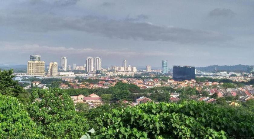 Moment Hotel Petaling Jaya Exterior foto