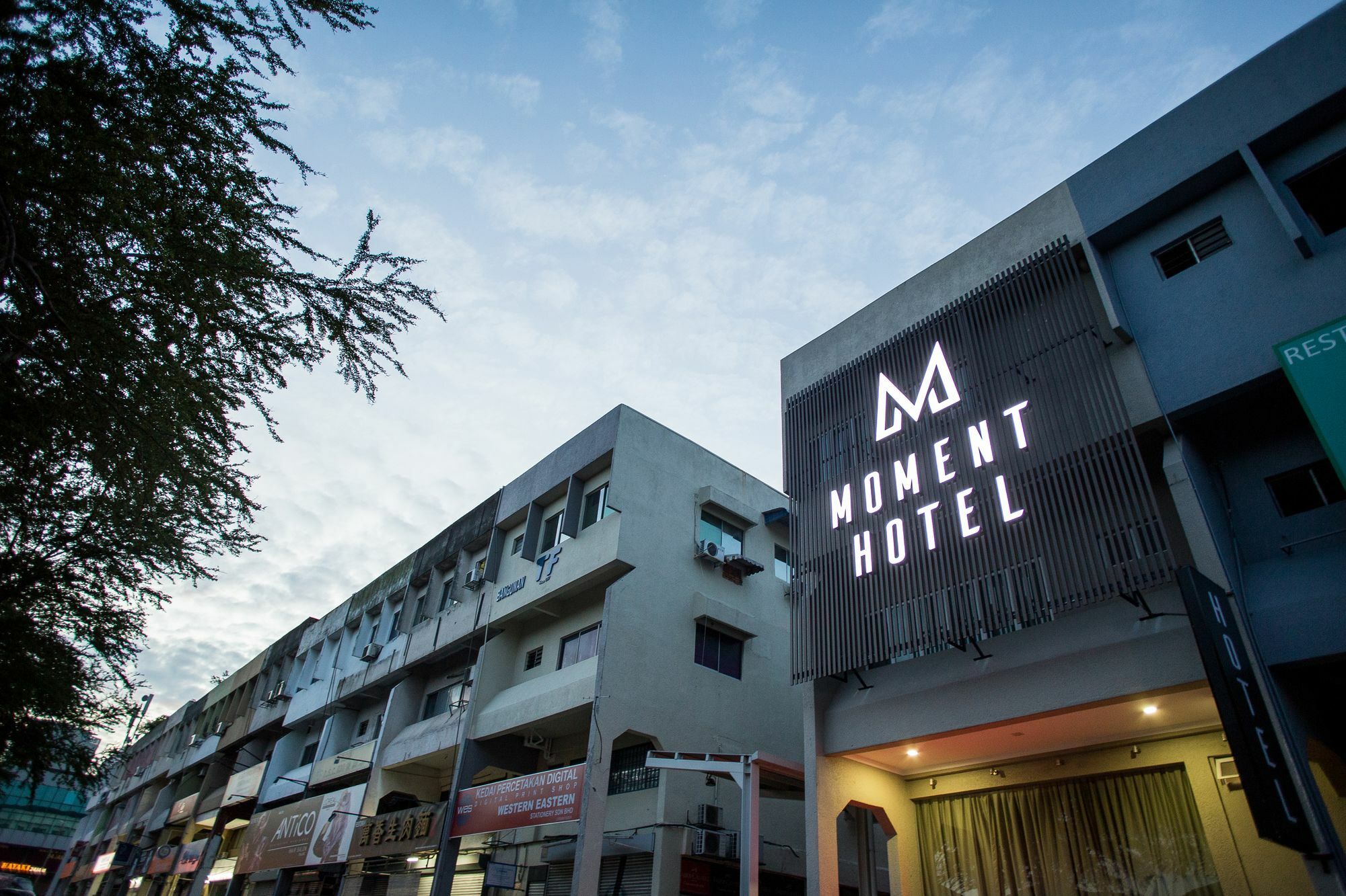 Moment Hotel Petaling Jaya Exterior foto